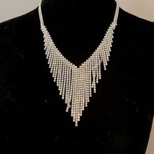 3/30$ Faux diamond statement necklace